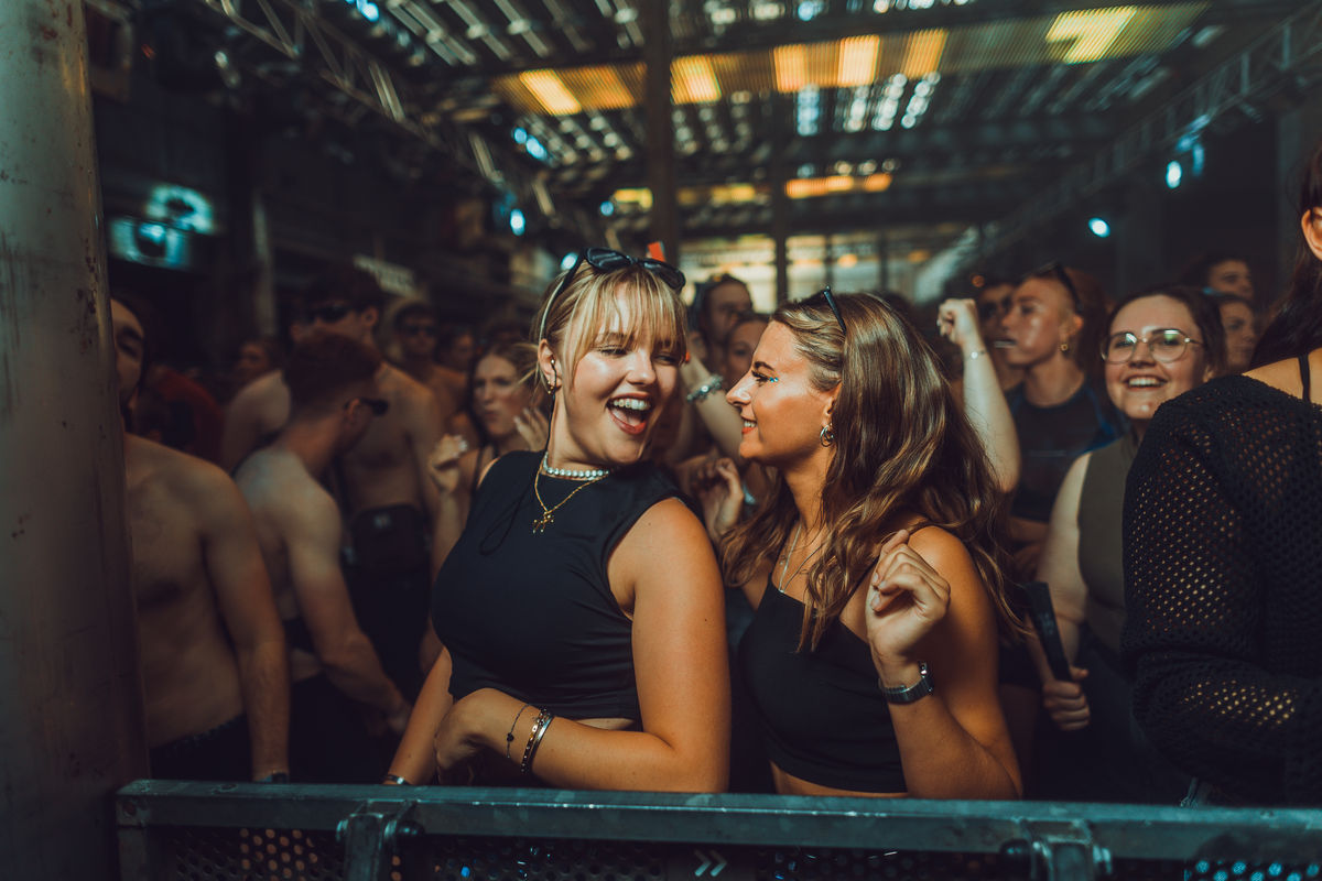 Loading... just a sec